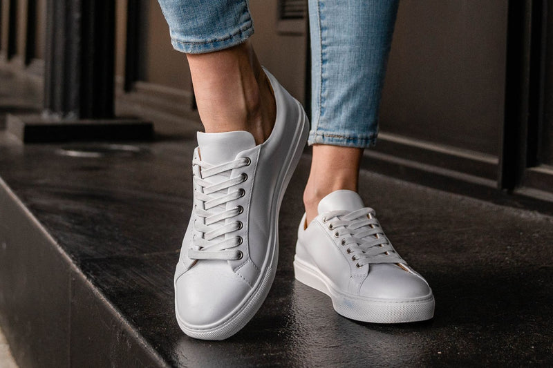 Buy White Sneakers for Women by NIKE Online | Ajio.com